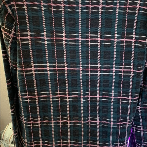 ๐๐ Ann Taylor Plaid Sweater Two layer Blouse - Picture 4 of 5